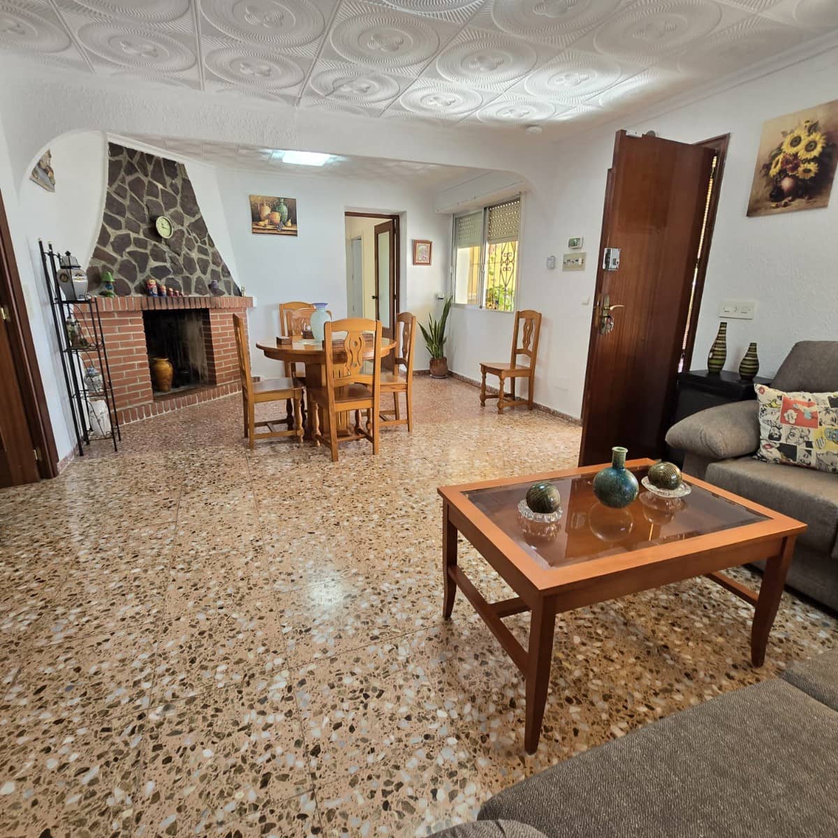 5 bedroom Villa for sale in Rebolledo with pool garage - € 295,000 (Ref: 9449499)