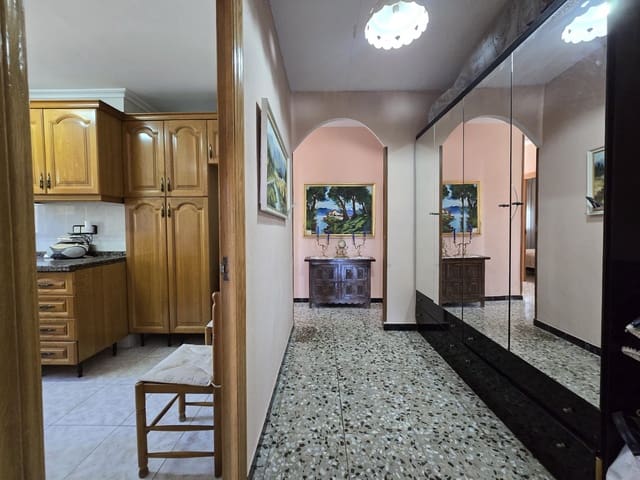 6 bedroom Villa for sale in Rebolledo, Alicante / Alacant city with pool garage - € 320,000 (Ref: 9449512)