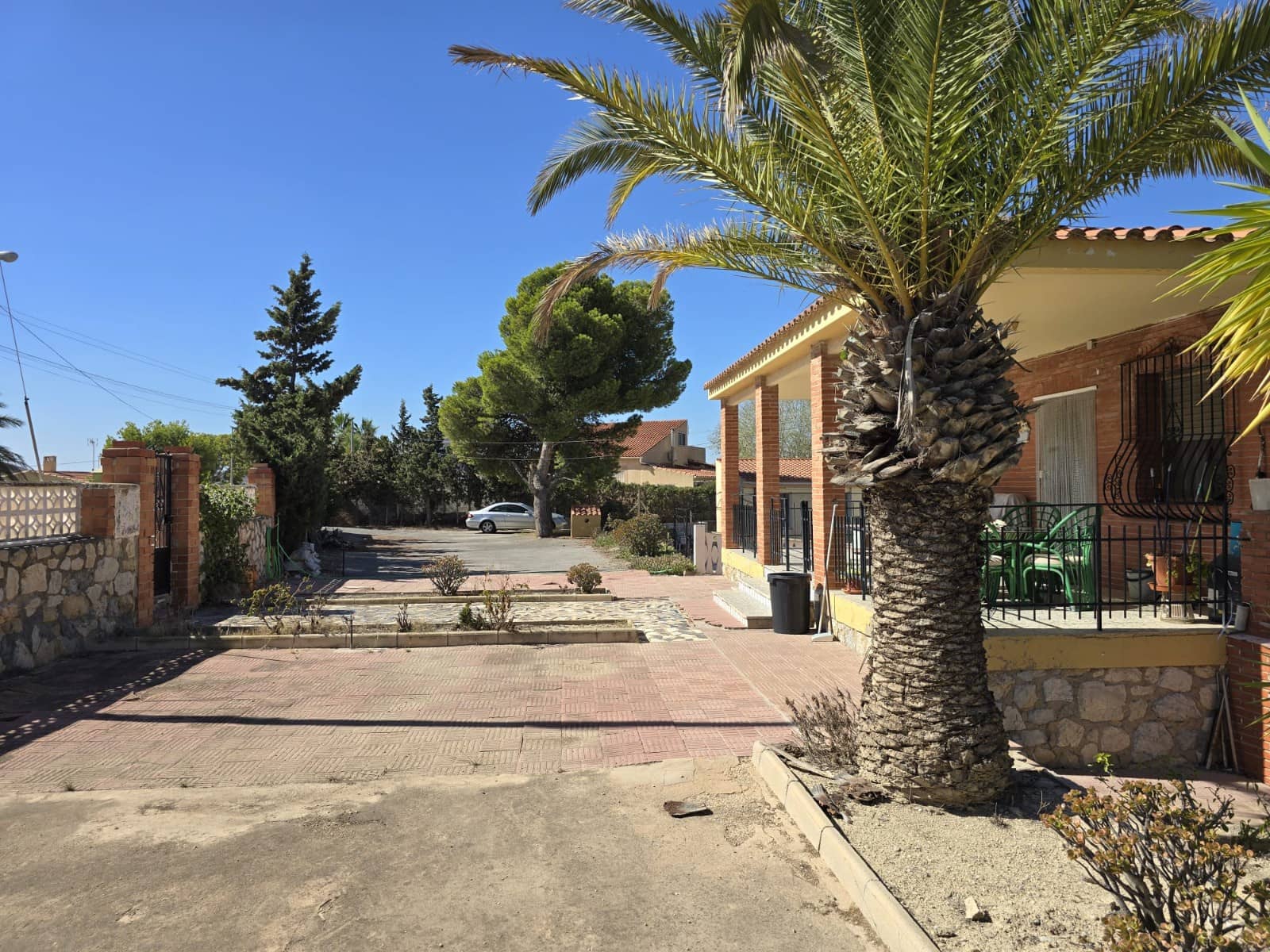 6 bedroom Villa for sale in Rebolledo with pool garage - € 320,000 (Ref: 9449512)