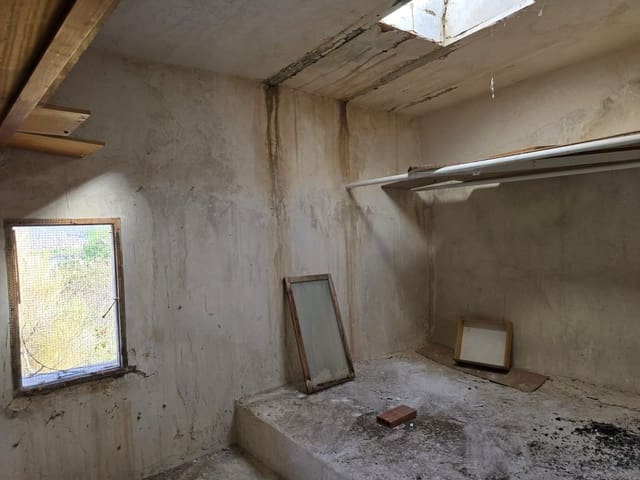 5 slaapkamer Rijtjeshuis te koop in Hondón de las Nieves - € 70.000 (Ref: 9449536)