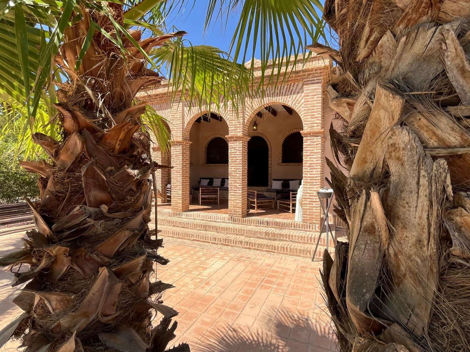 6 bedroom Villa for sale in Torrellano with pool - € 620,000 (Ref: 9450053)