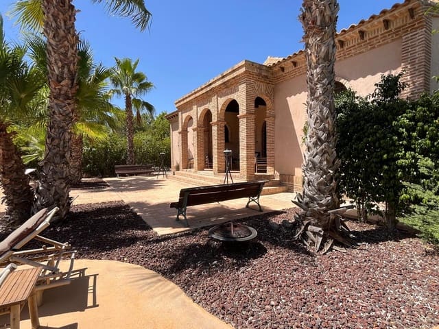 6 bedroom Villa for sale in Torrellano, Elche / Elx with pool - € 620,000 (Ref: 9450053)