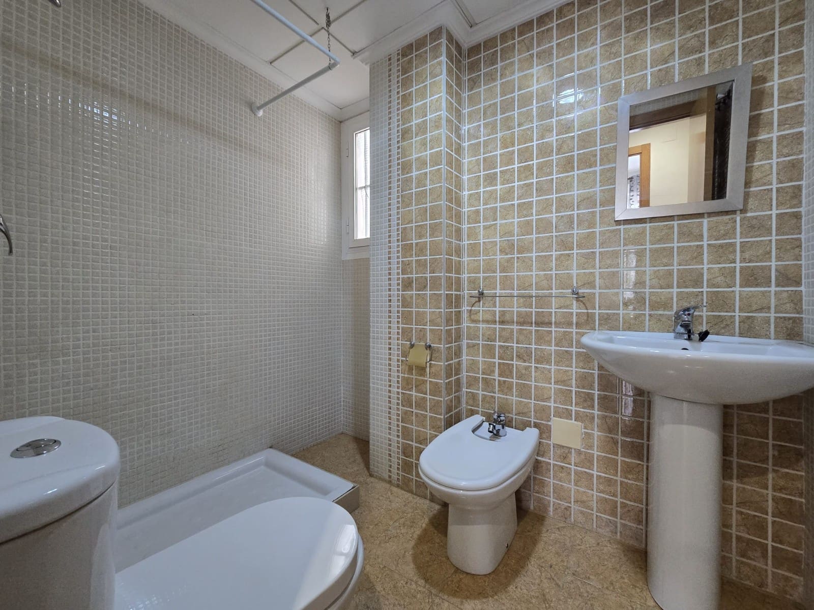 2 bedroom Flat for sale in El Altet - € 155,000 (Ref: 9523087)