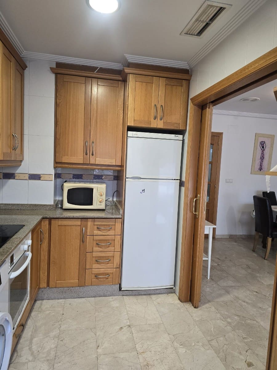 3 slaapkamer Flat te koop in Torrellano - € 145.000 (Ref: 9523520)