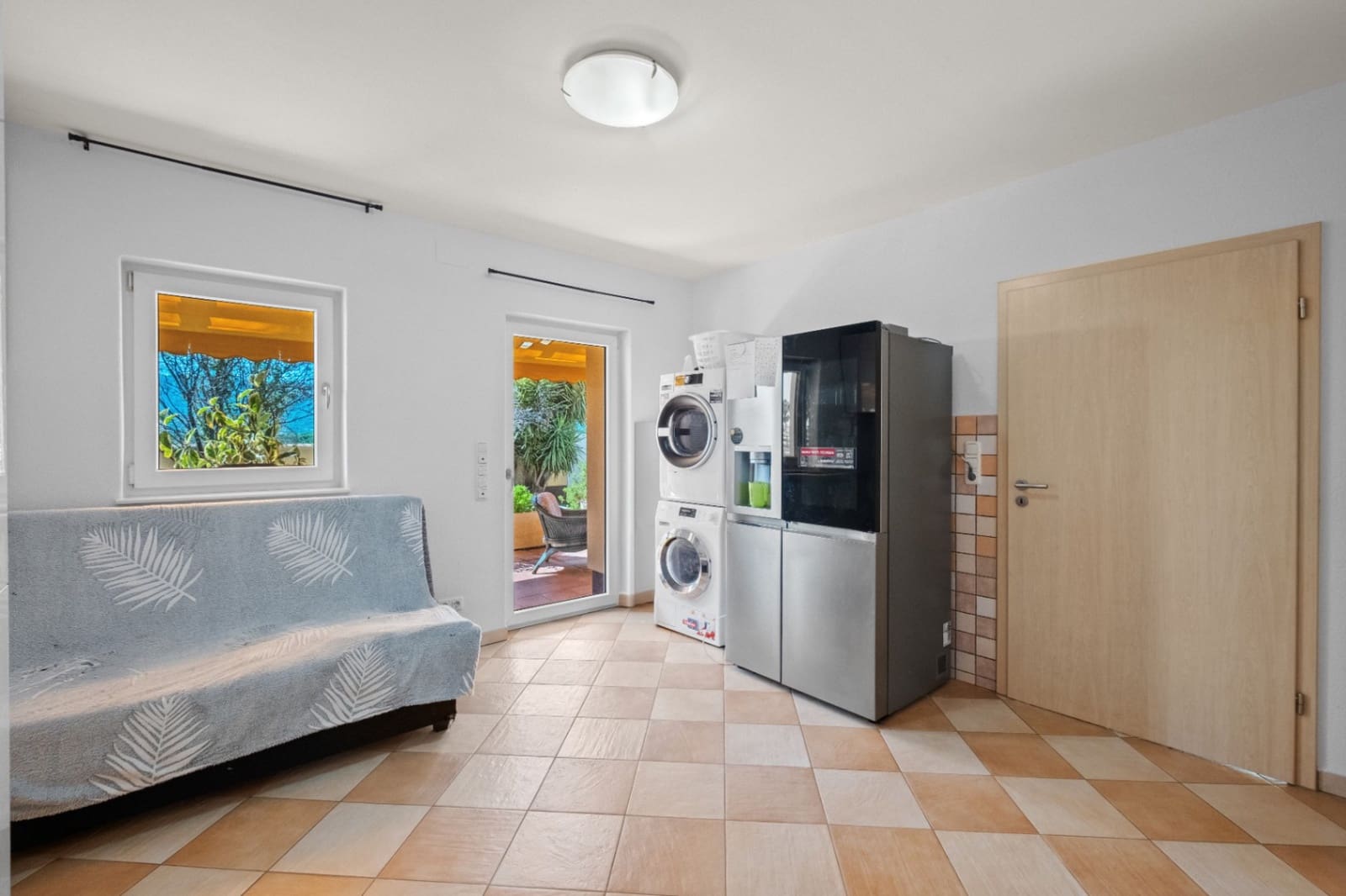 4 soverom Villa til salgs i Tormos med garasje - € 940 000 (Ref: 10078932)