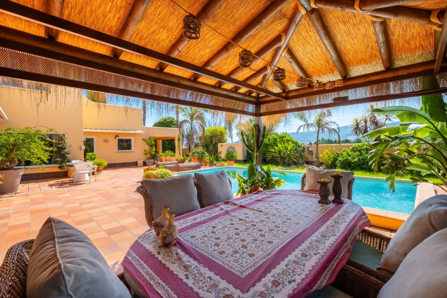 4 soverom Villa til salgs i Tormos med garasje - € 940 000 (Ref: 10078932)