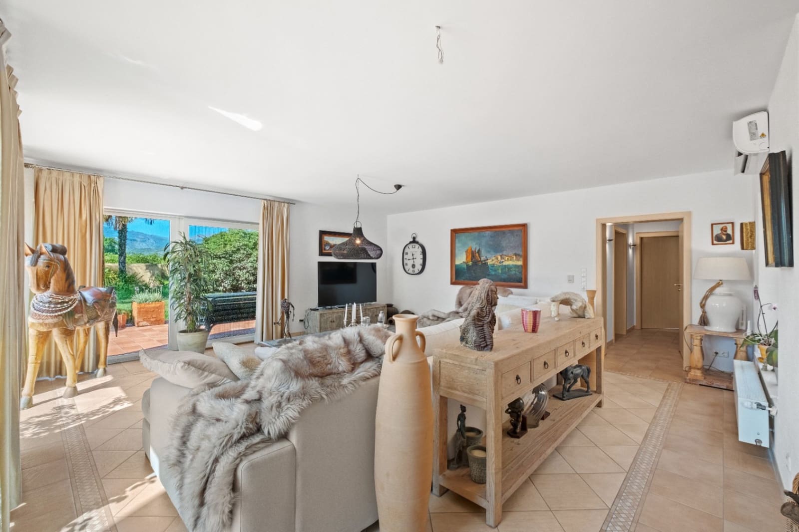 4 soverom Villa til salgs i Tormos med garasje - € 940 000 (Ref: 10078932)