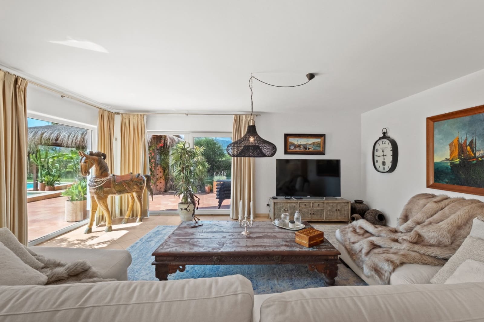 4 soverom Villa til salgs i Tormos med garasje - € 940 000 (Ref: 10078932)