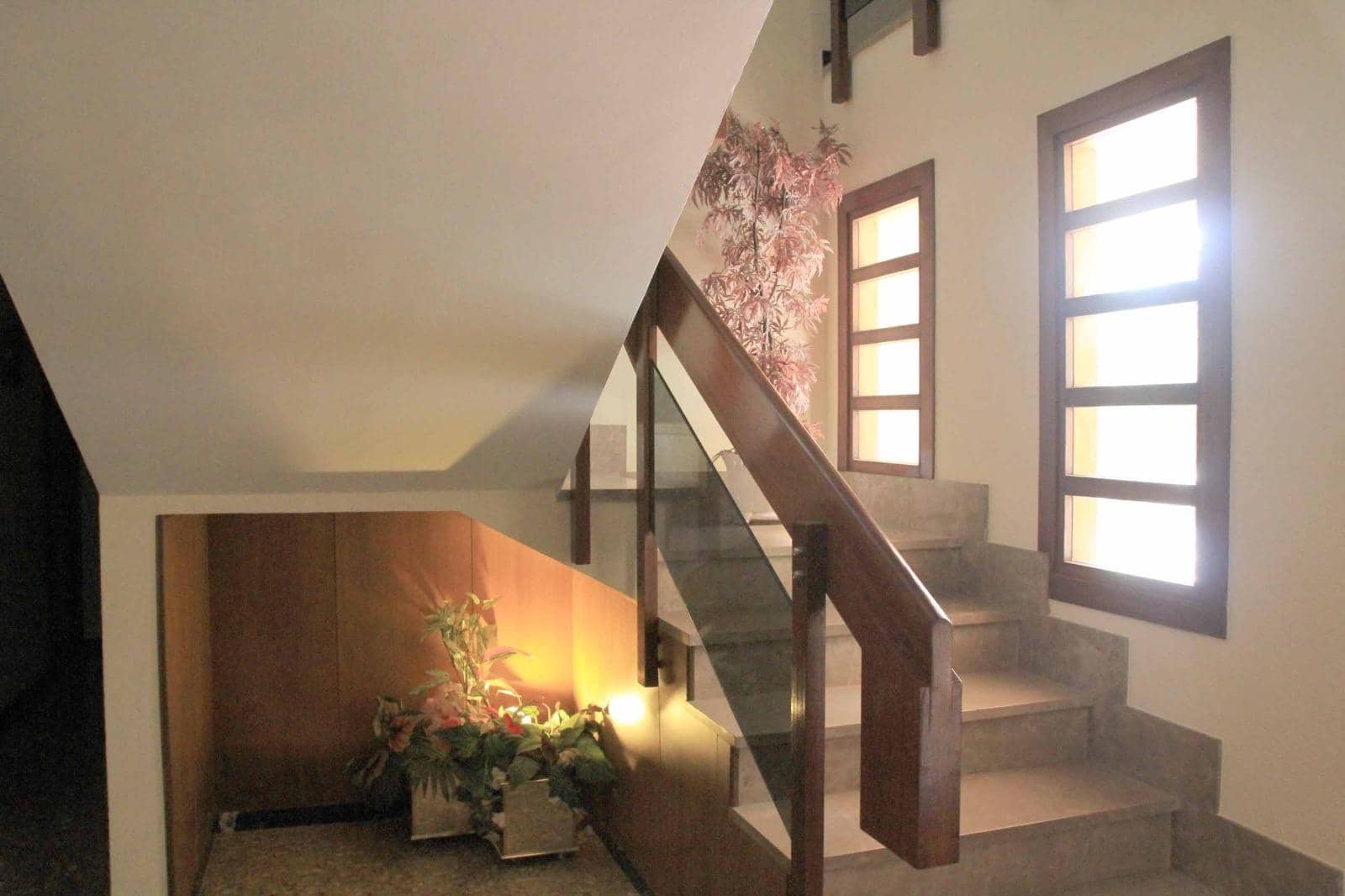 6 sypialnia Willa na sprzedaż w Cocentaina z basenem garażem - 380 000 € (Ref: 10032158)