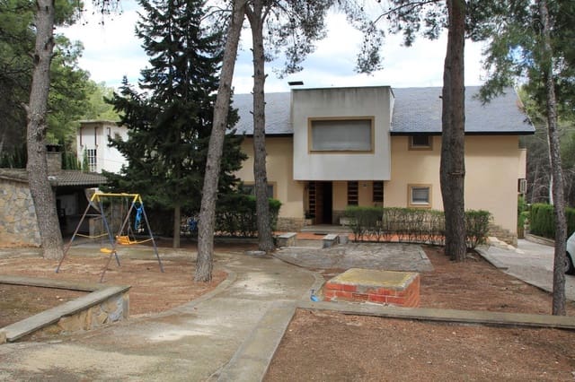 6 sypialnia Willa na sprzedaż w Cocentaina z basenem garażem - 380 000 € (Ref: 10032158)