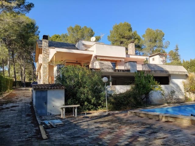 6 sypialnia Willa na sprzedaż w Cocentaina z basenem garażem - 380 000 € (Ref: 10032158)