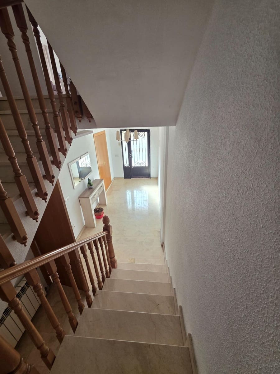 3 sovrum Radhus till salu i Ibi med garage - 300 000 € (Ref: 10068055)