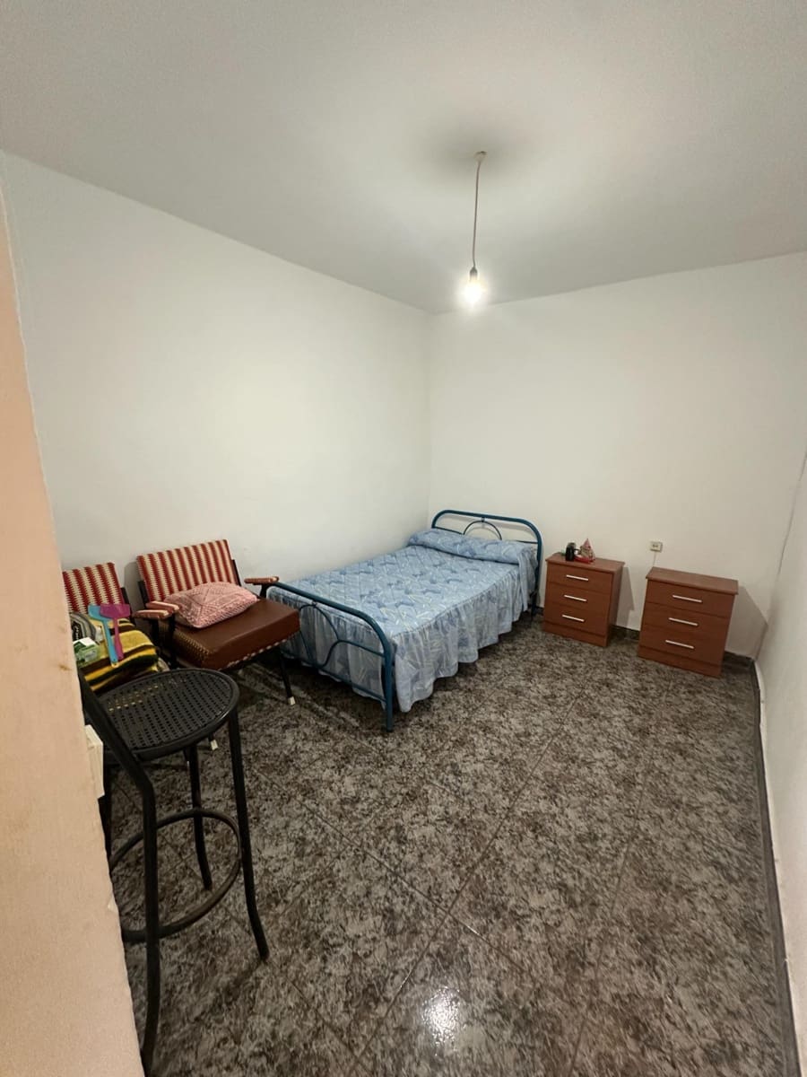 Casa de 4 habitaciones en Somontín en venta - 69.000 € (Ref: 10078495)