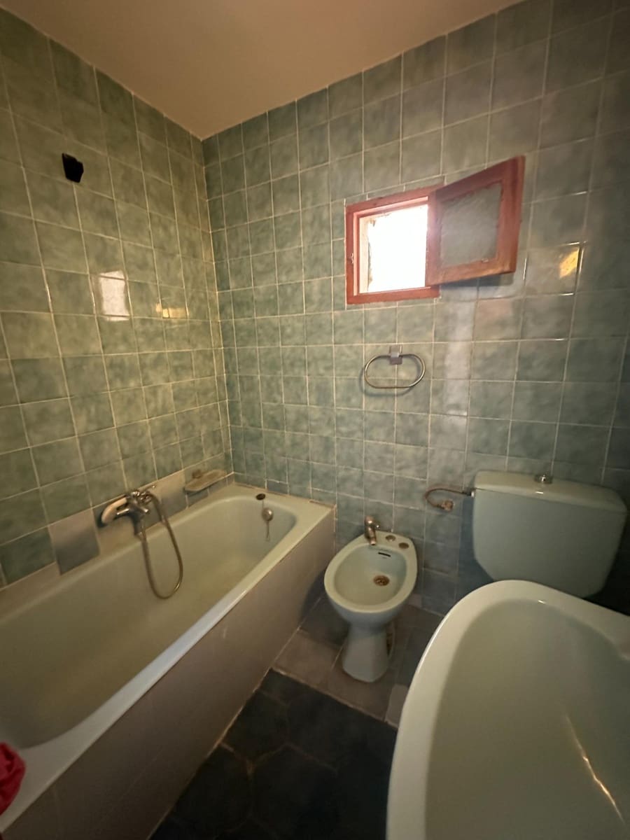 Casa de 4 habitaciones en Somontín en venta - 69.000 € (Ref: 10078495)
