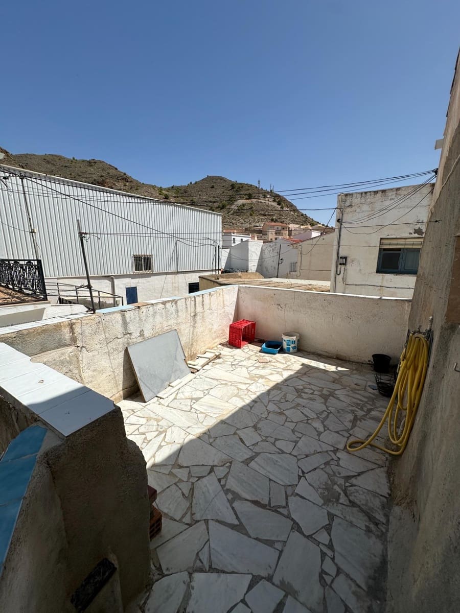 Casa de 4 habitaciones en Somontín en venta - 69.000 € (Ref: 10078495)