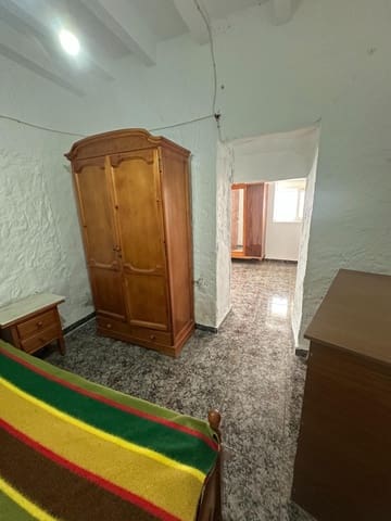 Casa de 4 habitaciones en Somontín en venta - 69.000 € (Ref: 10078495)
