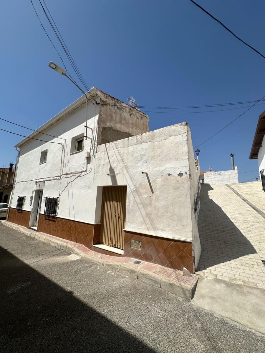 Casa de 4 habitaciones en Somontín en venta - 69.000 € (Ref: 10078495)