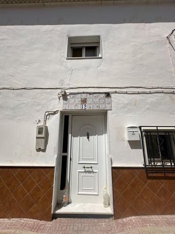 Casa de 4 habitaciones en Somontín en venta - 69.000 € (Ref: 10078495)