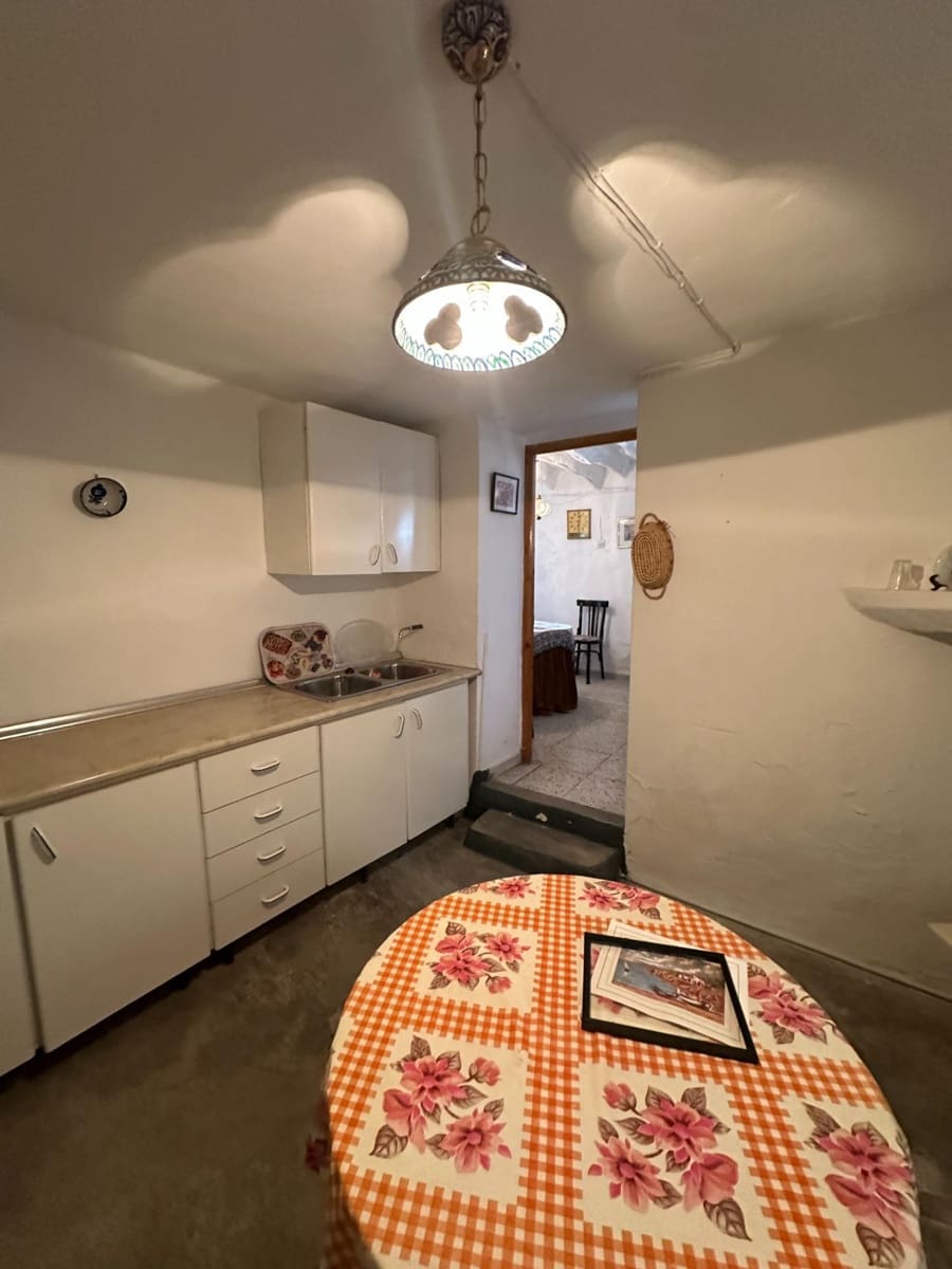 4 makuuhuone Omakotitalo myytävänä paikassa Somontin - 39 000 € (Ref: 10078496)