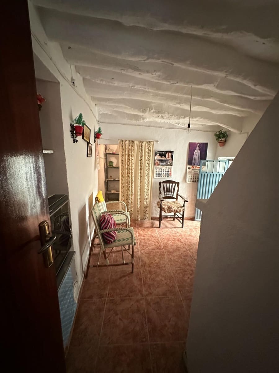 4 makuuhuone Omakotitalo myytävänä paikassa Somontin - 39 000 € (Ref: 10078496)