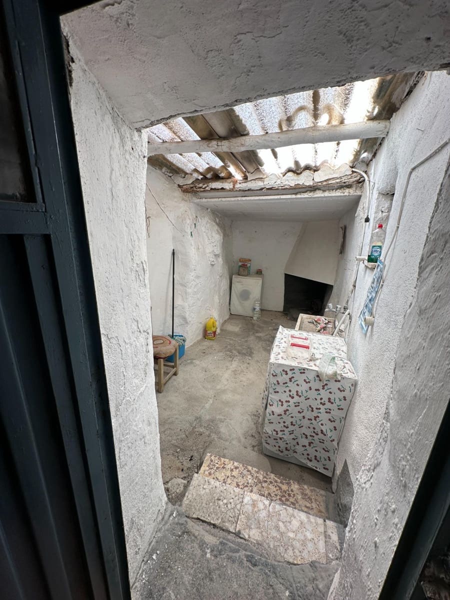 4 makuuhuone Omakotitalo myytävänä paikassa Somontin - 39 000 € (Ref: 10078496)