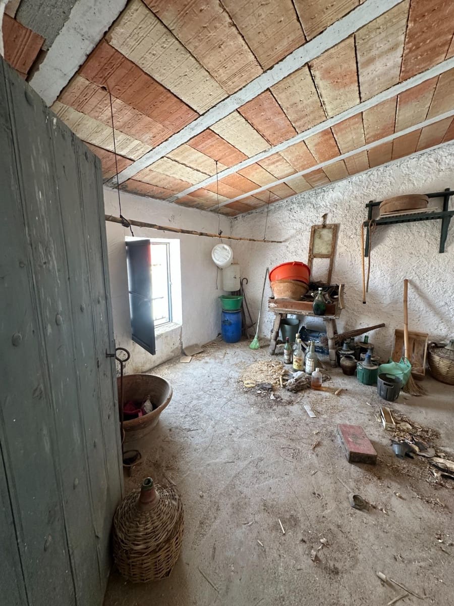 4 makuuhuone Omakotitalo myytävänä paikassa Somontin - 39 000 € (Ref: 10078496)