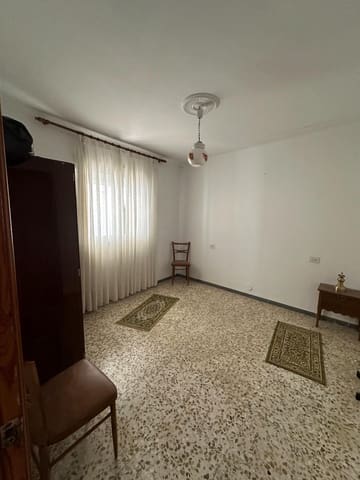 Piso de 3 habitaciones en Somontín en venta - 75.000 € (Ref: 10078497)