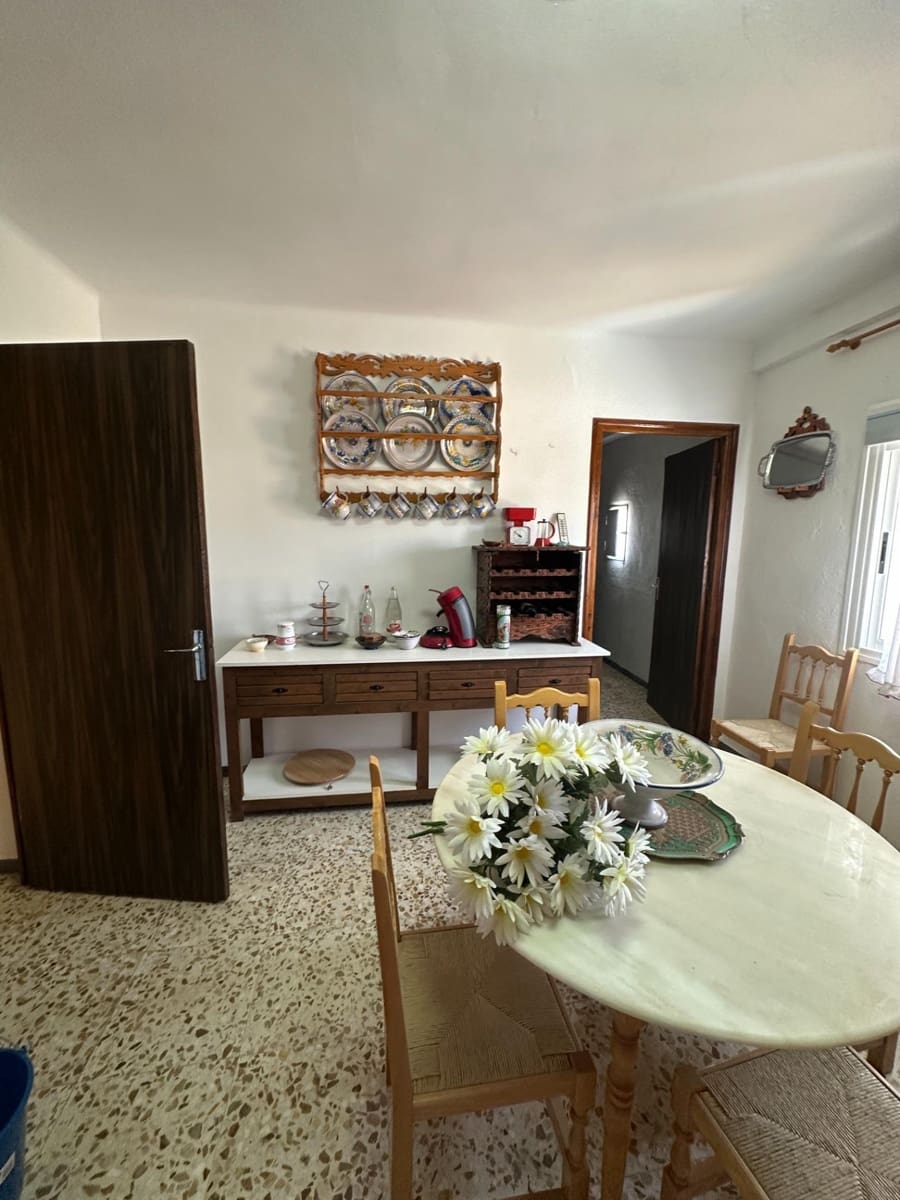 Piso de 3 habitaciones en Somontín en venta - 75.000 € (Ref: 10078497)