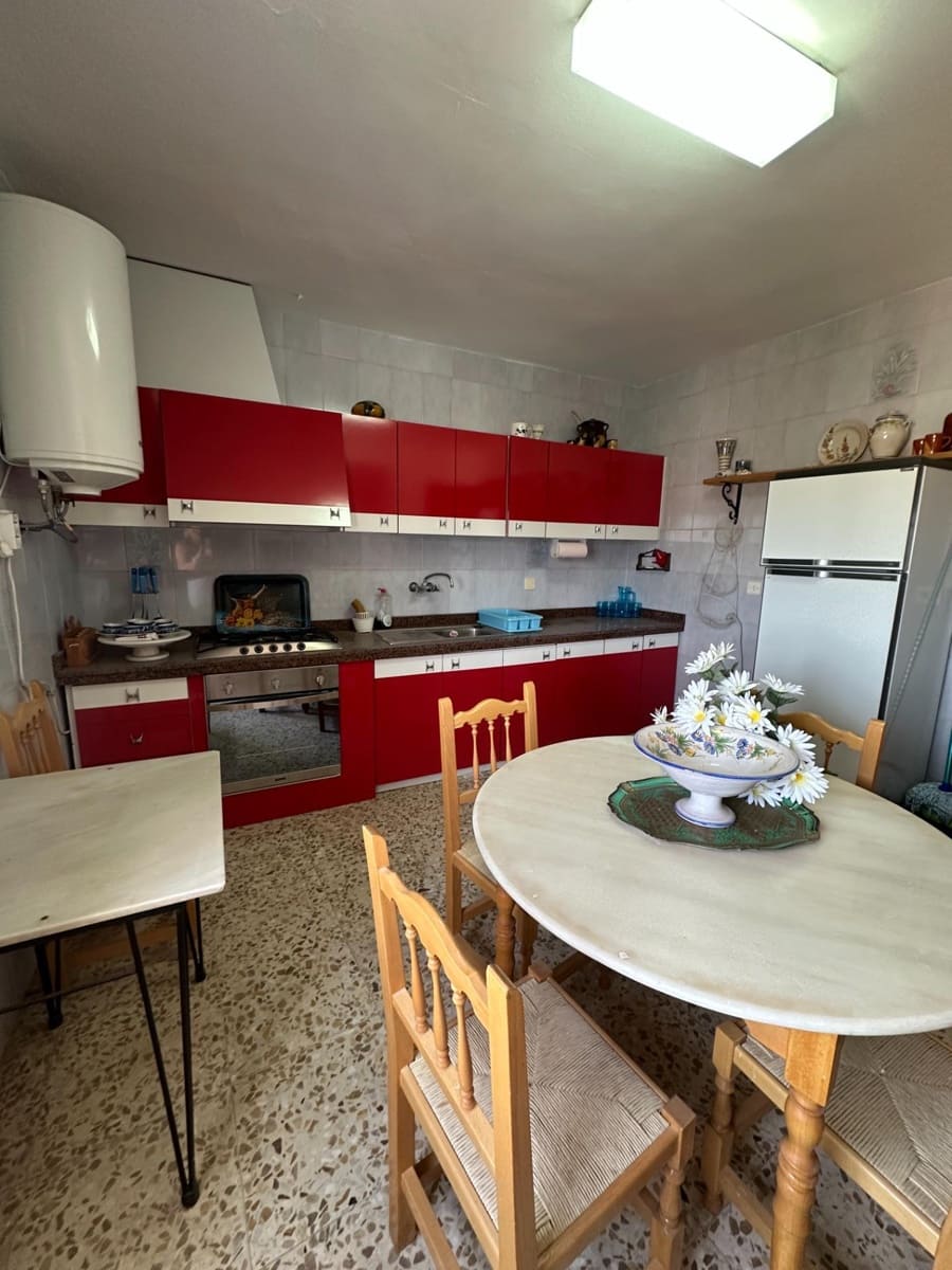 Piso de 3 habitaciones en Somontín en venta - 75.000 € (Ref: 10078497)