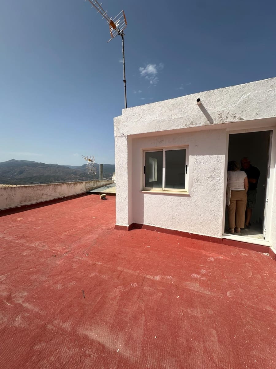 Piso de 3 habitaciones en Somontín en venta - 75.000 € (Ref: 10078497)