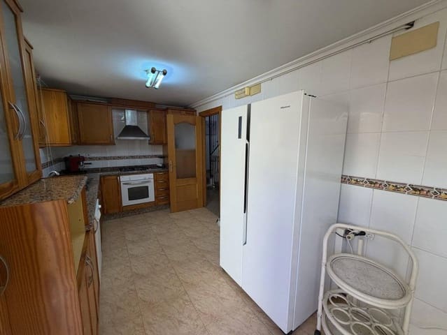 3 quarto Moradia em Banda para venda em La Nucia com garagem - 410 000 € (Ref: 10089835)
