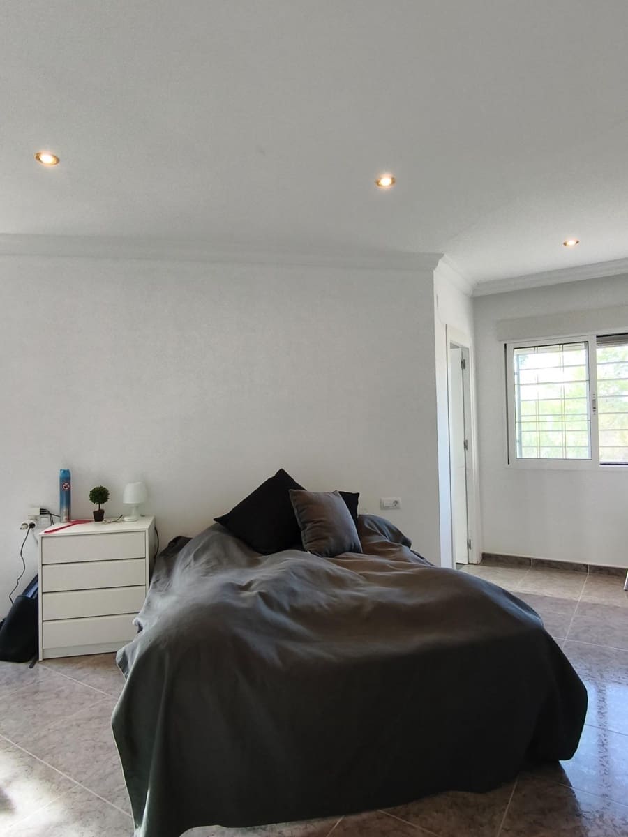 4 chambre Villa/Maison à vendre à Millena avec piscine - 395 000 € (Ref: 10094830)
