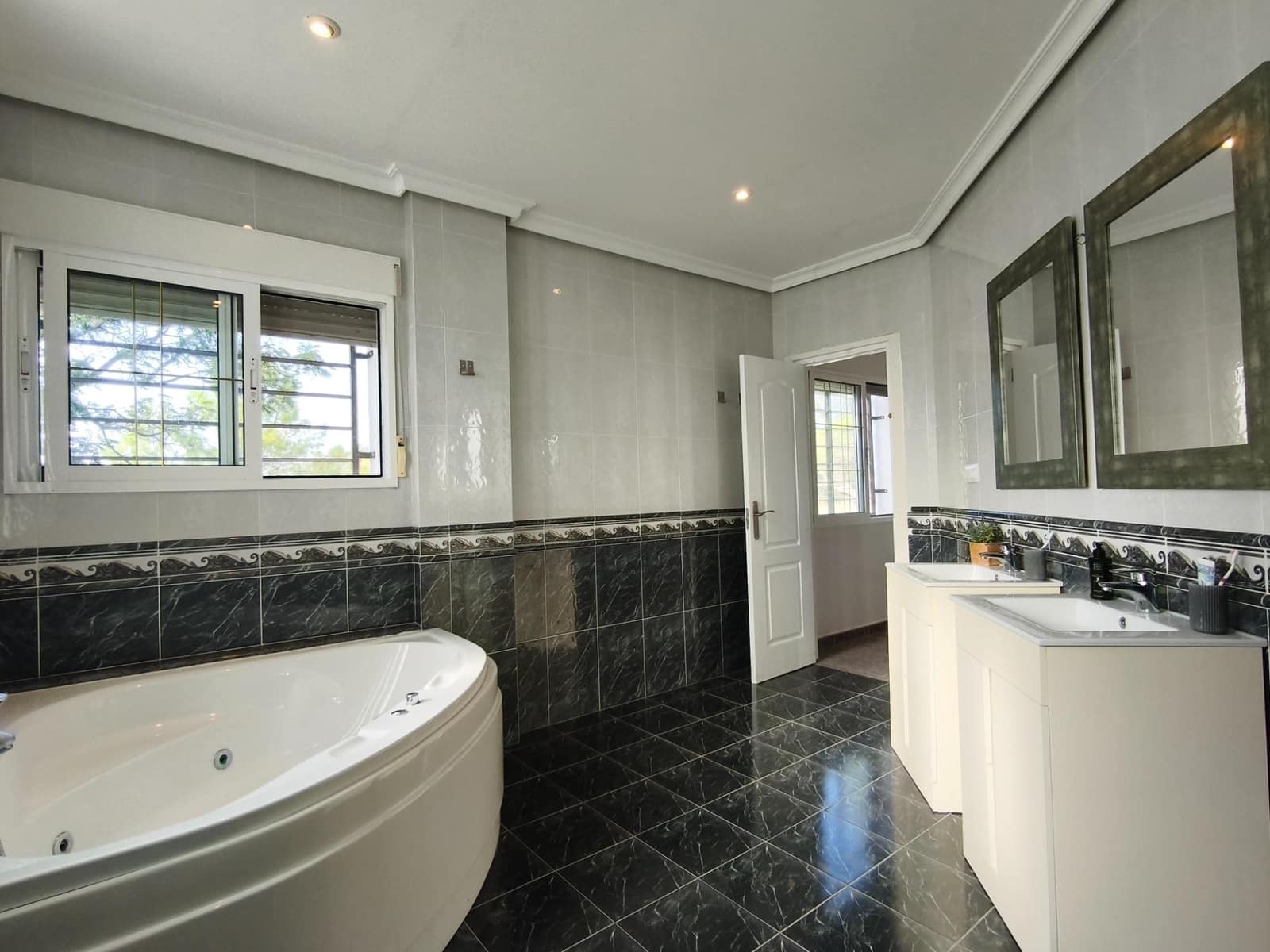4 chambre Villa/Maison à vendre à Millena avec piscine - 395 000 € (Ref: 10094830)