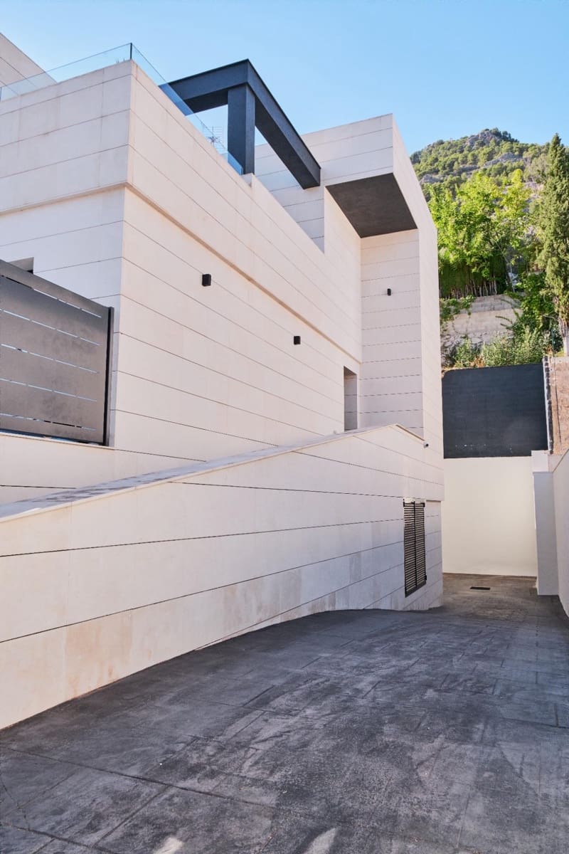 6 soverom Villa til salgs i Alcoy / Alcoi med svømmebasseng garasje - € 1 300 000 (Ref: 10171850)