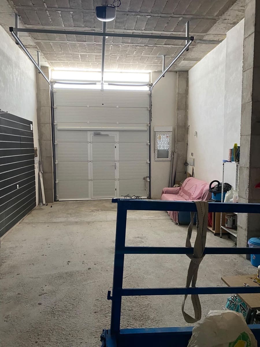 Komercyjne na sprzedaż w La Mojonera z garażem - 145 000 € (Ref: 10171851)