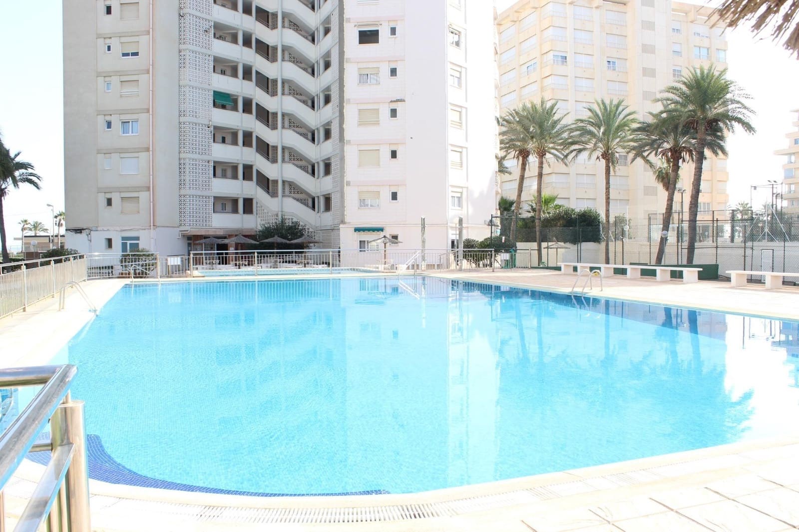 3 makuuhuone Huoneisto myytävänä paikassa Playa de San Juan mukana uima-altaan - 430 000 € (Ref: 8905952)