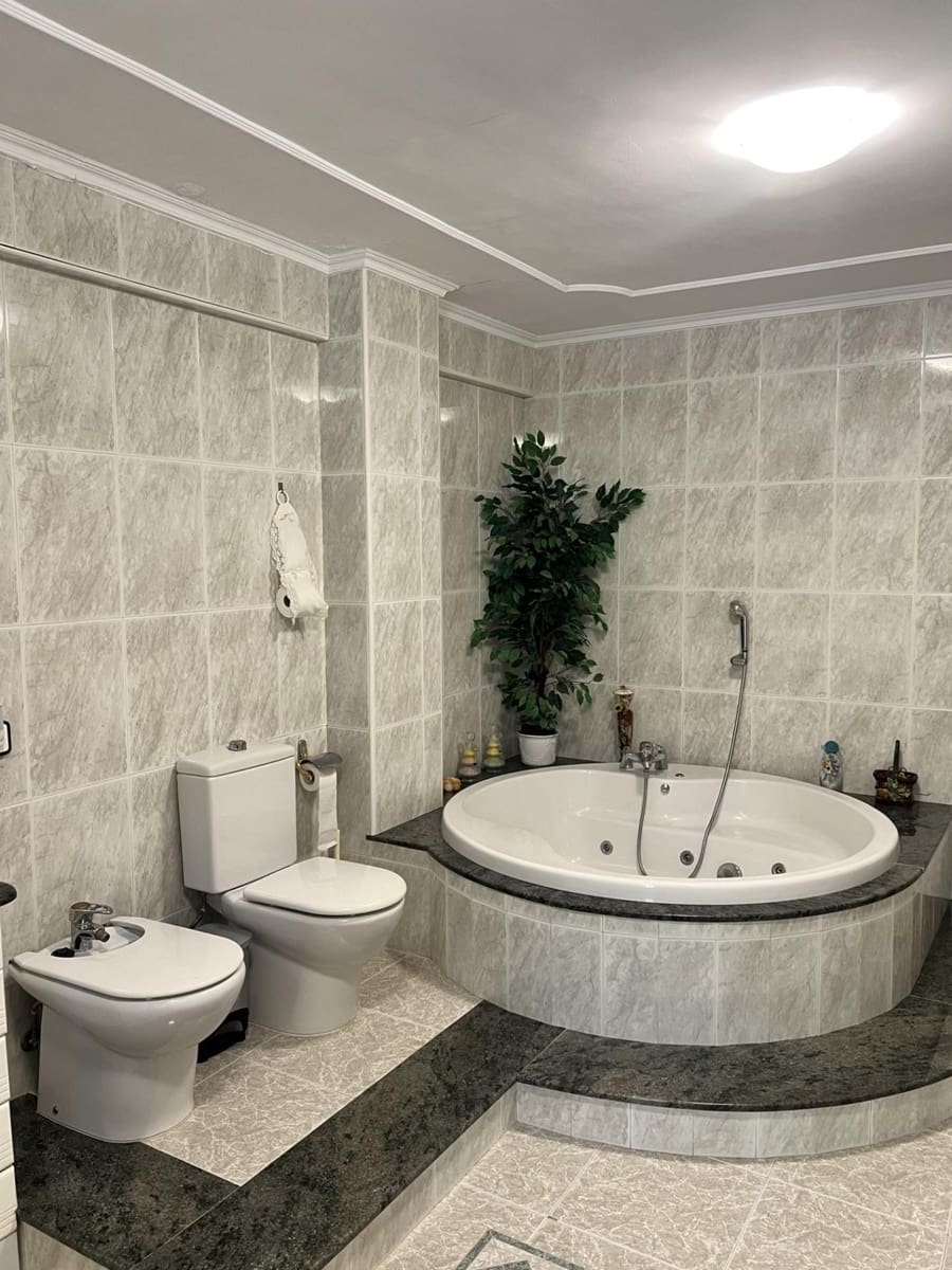 6 sypialnia Willa na sprzedaż w Muro de Alcoy z garażem - 350 000 € (Ref: 8929089)