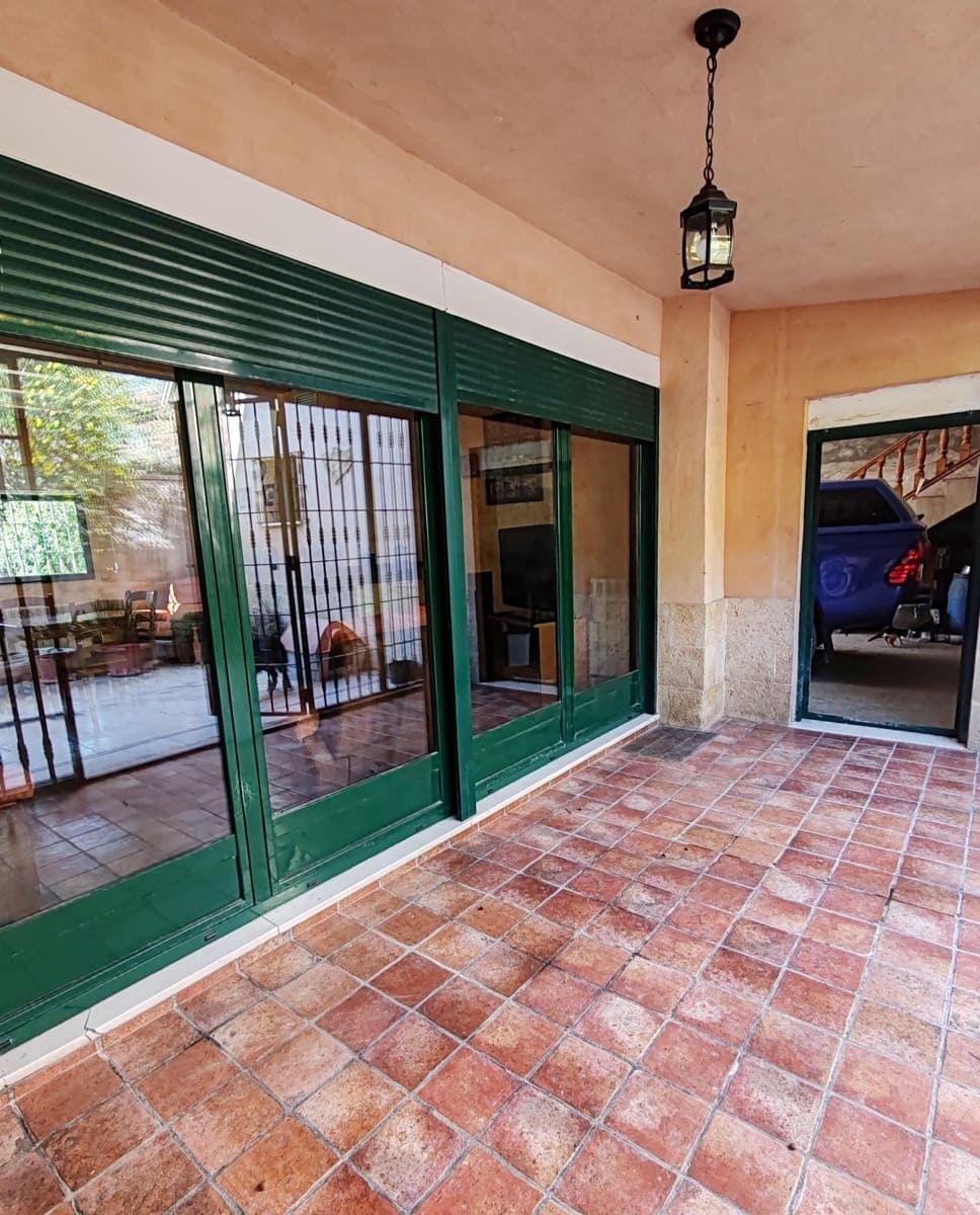 6 soveværelse Finca/Landehus til salg i Alcoy / Alcoi med swimmingpool garage - € 750.000 (Ref: 8937062)