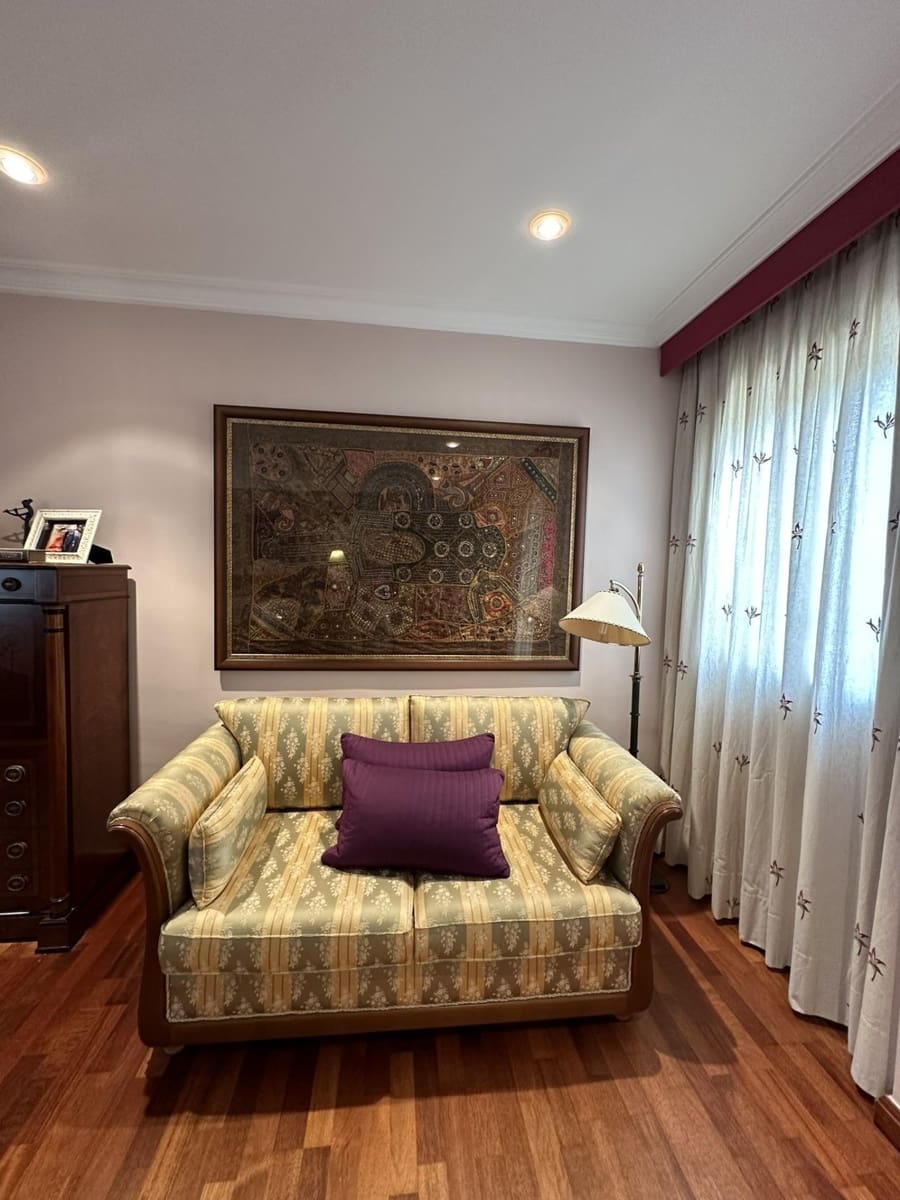 4 bedroom Villa for sale in Cocentaina with pool garage - € 630,000 (Ref: 8938676)