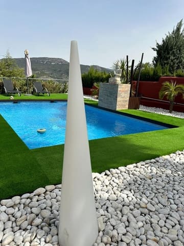 4 soveværelse Villa til salg i Cocentaina med swimmingpool garage - € 630.000 (Ref: 8938676)