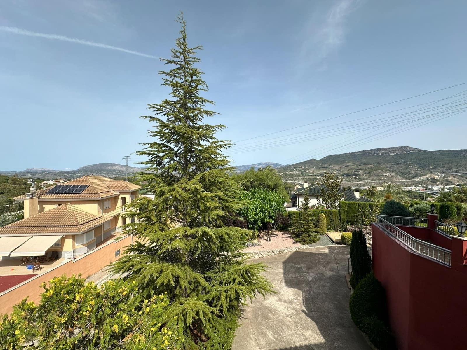 4 bedroom Villa for sale in Cocentaina with pool garage - € 630,000 (Ref: 8938676)