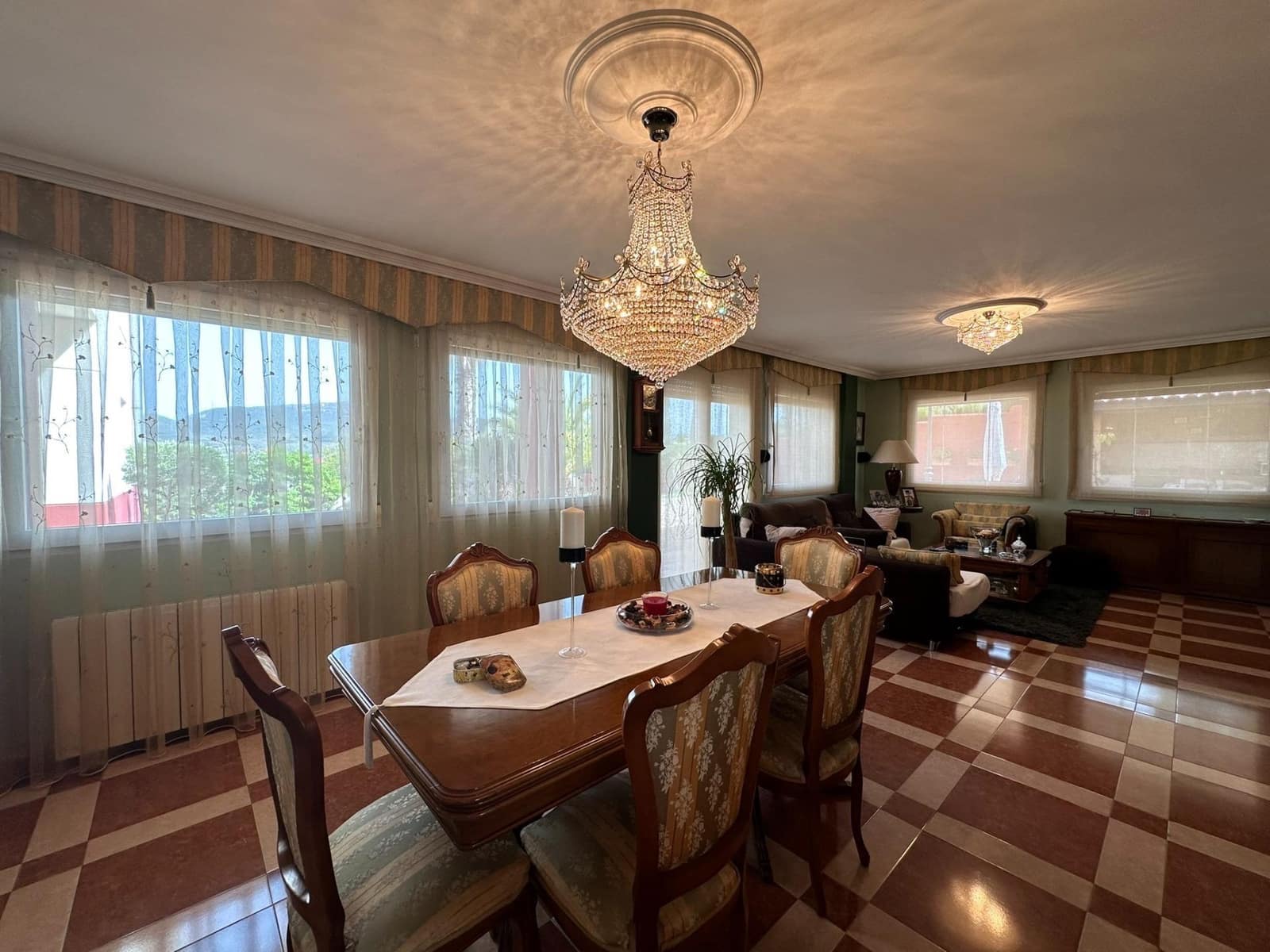 4 bedroom Villa for sale in Cocentaina with pool garage - € 630,000 (Ref: 8938676)