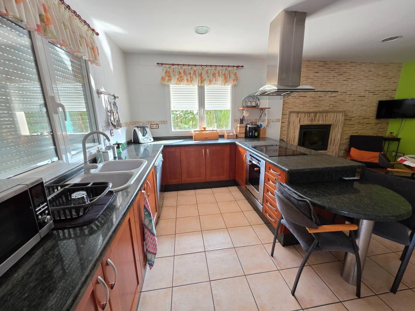 4 soveværelse Villa til salg i Alcoy / Alcoi med garage - € 360.000 (Ref: 9048935)