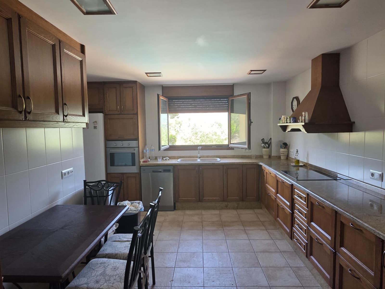 4 soveværelse Villa til salg i Muro de Alcoy med swimmingpool garage - € 420.000 (Ref: 9095358)