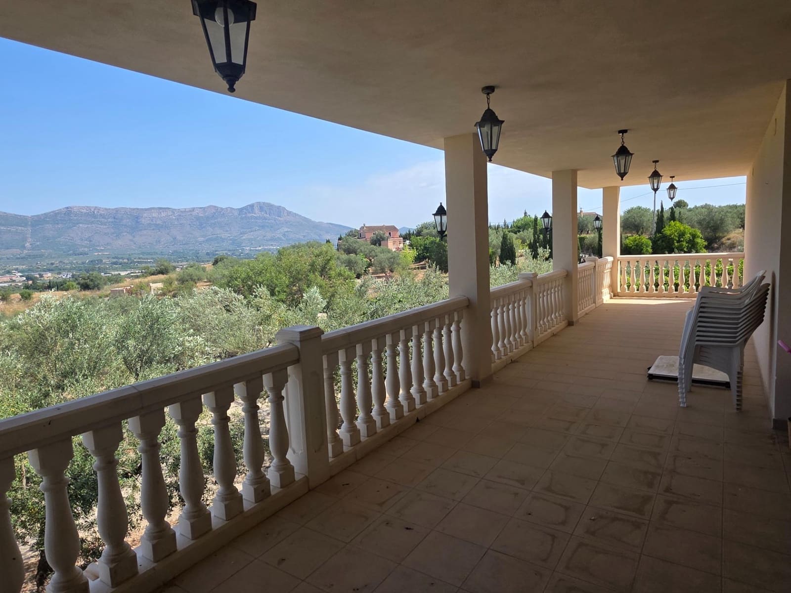 4 soveværelse Villa til salg i Muro de Alcoy med swimmingpool garage - € 420.000 (Ref: 9095358)