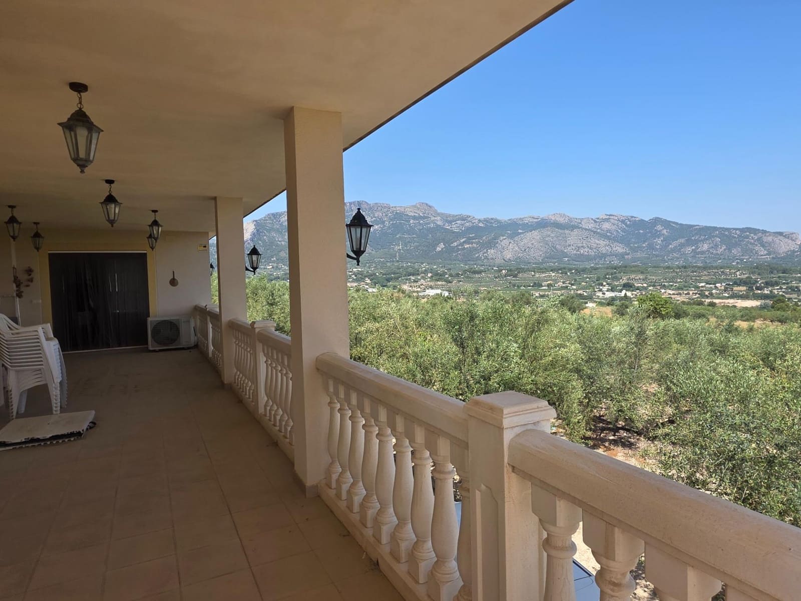 4 soveværelse Villa til salg i Muro de Alcoy med swimmingpool garage - € 420.000 (Ref: 9095358)