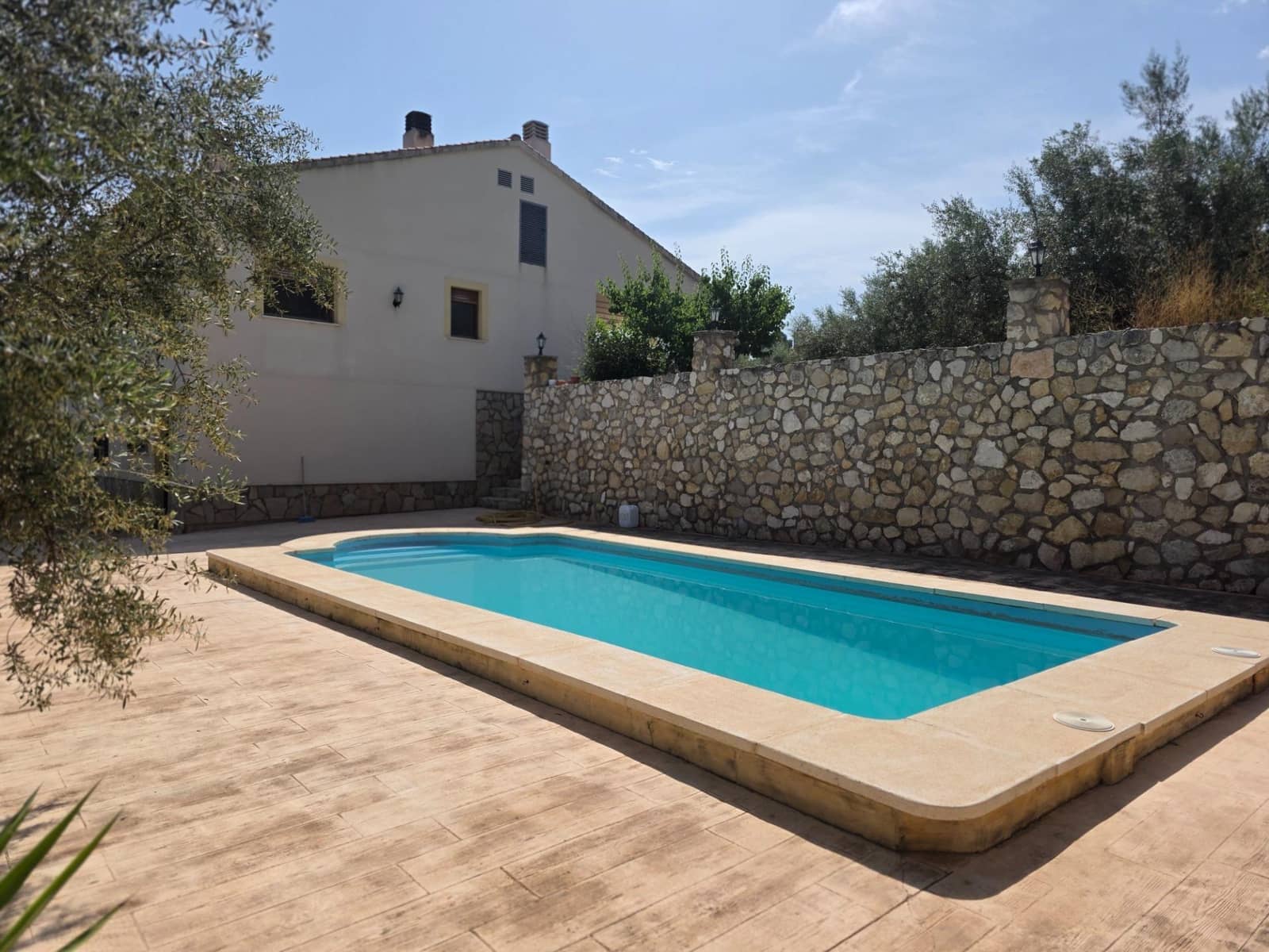 4 soveværelse Villa til salg i Muro de Alcoy med swimmingpool garage - € 420.000 (Ref: 9095358)