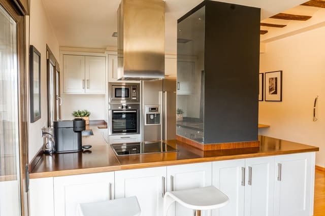 3 soveværelse Penthouse til salg i Alcoy / Alcoi med garage - € 430.000 (Ref: 9240470)