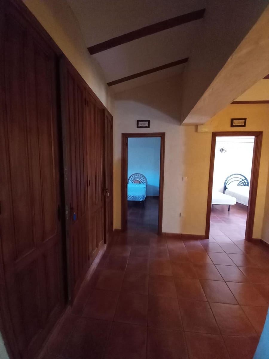 8 sovrum Villa till salu i Planes med garage - 450 000 € (Ref: 9396115)