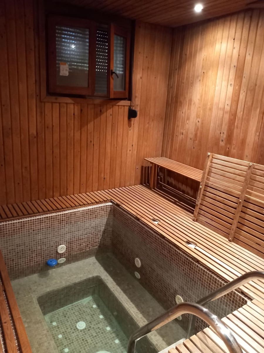 8 sovrum Villa till salu i Planes med garage - 450 000 € (Ref: 9396115)